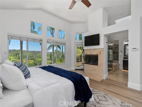 21  Agia  , Laguna Niguel, CA
