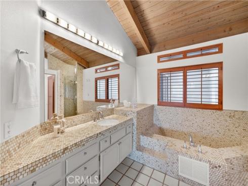 4  Woodhaven  , Laguna Niguel, CA