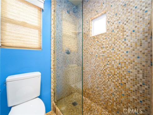 21  Mikro  , Laguna Niguel, CA
