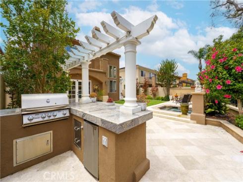 21  Mikro  , Laguna Niguel, CA