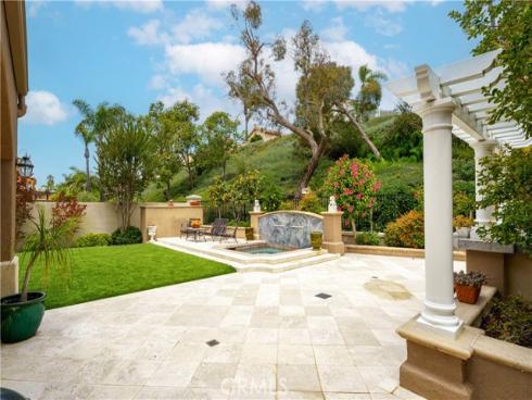 21  Mikro  , Laguna Niguel, CA
