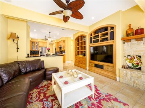 21  Mikro  , Laguna Niguel, CA
