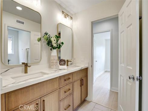 27961  Hedgeline Drive  , Laguna Niguel, CA