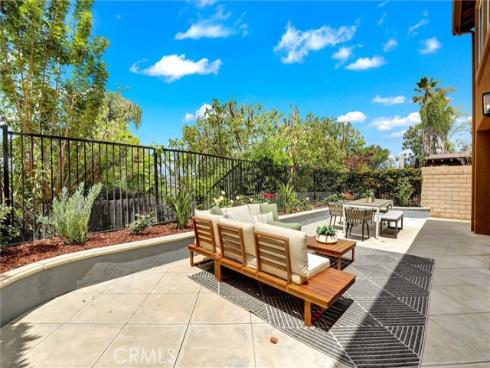 27961  Hedgeline Drive  , Laguna Niguel, CA