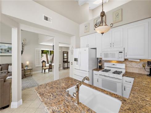 33  Gullwing  , Laguna Niguel, CA