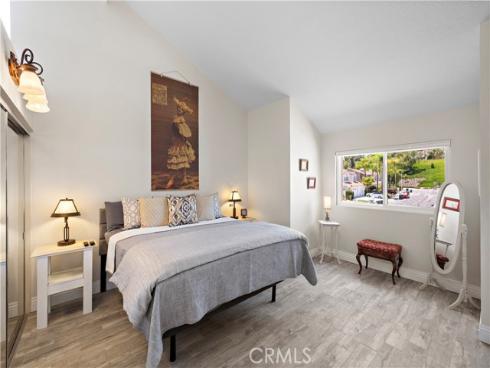 33  Gullwing  , Laguna Niguel, CA