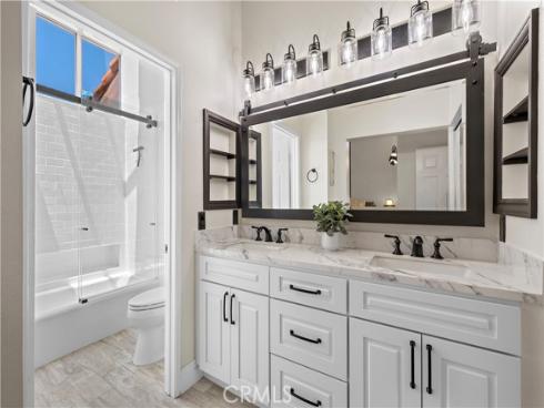 33  Gullwing  , Laguna Niguel, CA