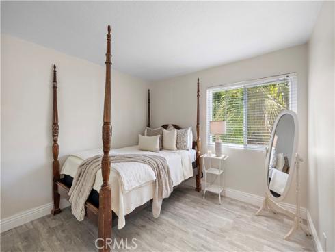 33  Gullwing  , Laguna Niguel, CA