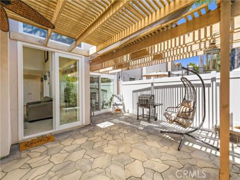 33  Gullwing  , Laguna Niguel, CA