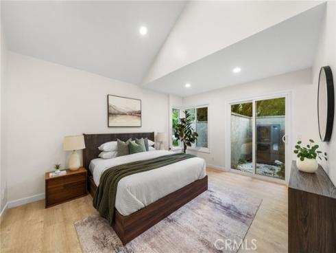 30042  Happy Sparrow  , Laguna Niguel, CA