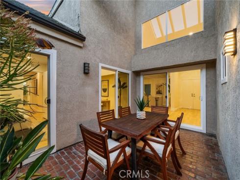 30042  Happy Sparrow  , Laguna Niguel, CA