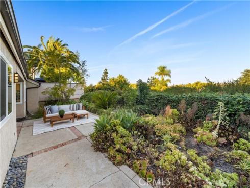 30042  Happy Sparrow  , Laguna Niguel, CA