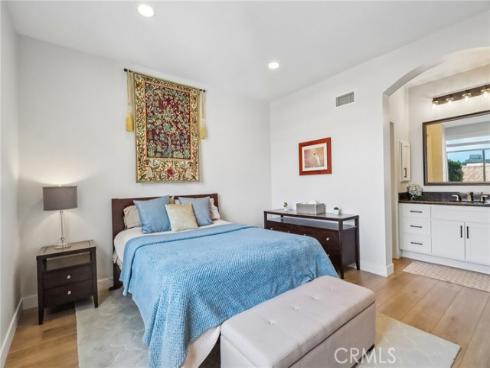 30902  Clubhouse  17C  Drive, Laguna Niguel, CA