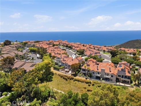 10  Toulon  , Laguna Niguel, CA