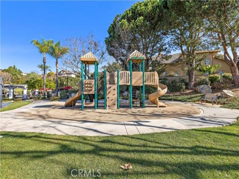 14  Pembroke Ln  , Laguna Niguel, CA