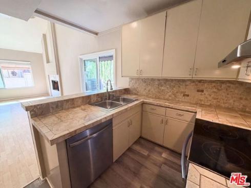 87  Pearl  , Laguna Niguel, CA