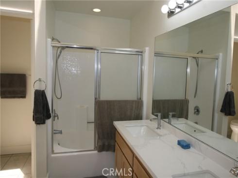25141  La Jolla  F , Laguna Niguel, CA