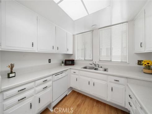 225 Avenida Majorca N , Laguna Woods, CA
