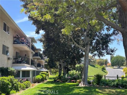 5368  Algarrobo  2F , Laguna Woods, CA