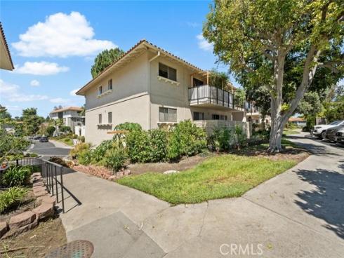 2338  Avenida Sevilla  N , Laguna Woods, CA