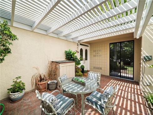 755  Avenida Majorca  B , Laguna Woods, CA