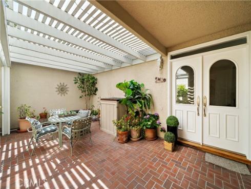 755  Avenida Majorca  B , Laguna Woods, CA