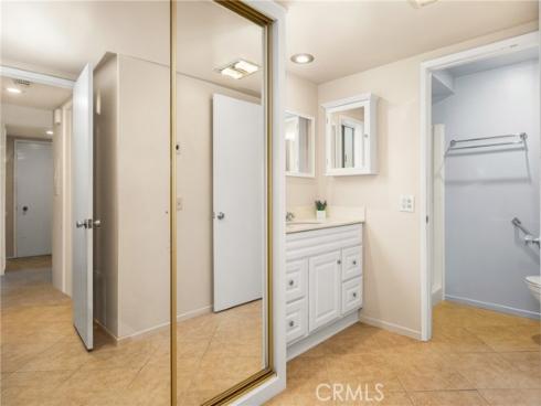 2286  Via Puerta  A , Laguna Woods, CA