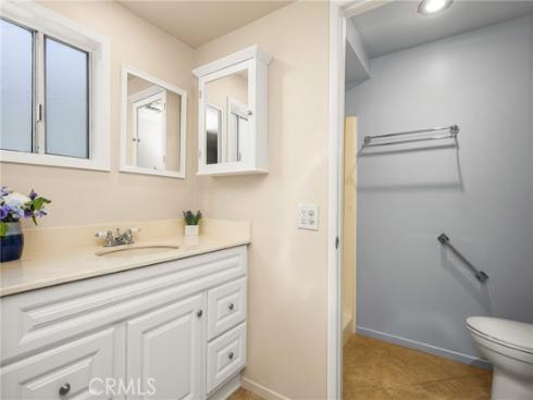 2286  Via Puerta  A , Laguna Woods, CA