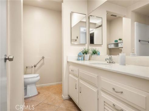 2286  Via Puerta  A , Laguna Woods, CA