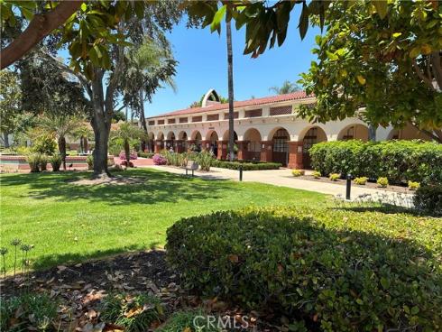 2290  Via Puerta  A , Laguna Woods, CA