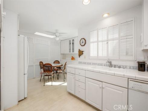 2388 W Via Mariposa  3E , Laguna Woods, CA