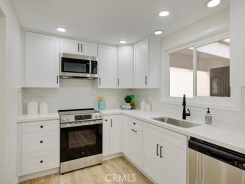 5499  Paseo Del Lago  2D , Laguna Woods, CA