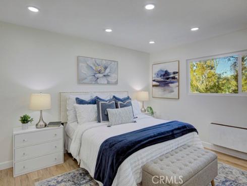 5499  Paseo Del Lago  2D , Laguna Woods, CA