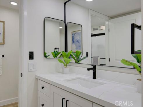 5499  Paseo Del Lago  2D , Laguna Woods, CA