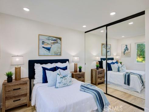 5499  Paseo Del Lago  2D , Laguna Woods, CA