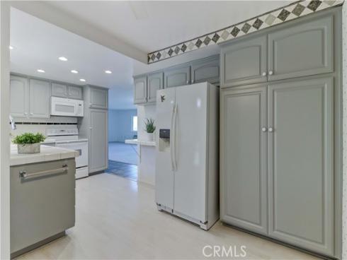 2395  Via Mariposa  3A , Laguna Woods, CA