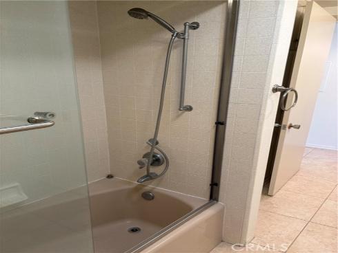 925  Ave Majorca  O , Laguna Woods, CA