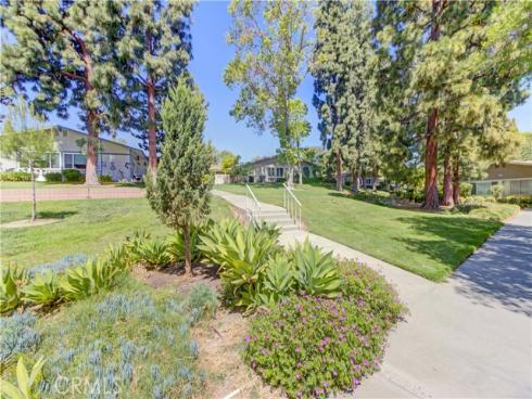 500  Avenida Sevilla  A , Laguna Woods, CA