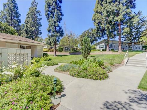 500  Avenida Sevilla  A , Laguna Woods, CA