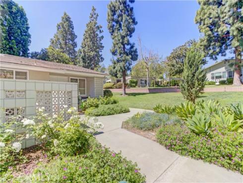 500  Avenida Sevilla  A , Laguna Woods, CA