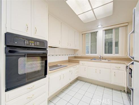 126  Avenida Majorca  O , Laguna Woods, CA