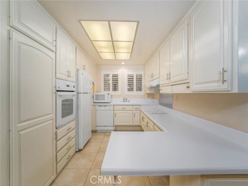 812 Ronda Mendoza , Laguna Woods, CA