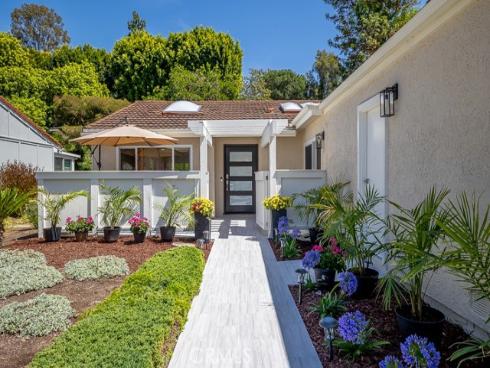 3325  Via Carrizo - Unit A  , Laguna Woods, CA
