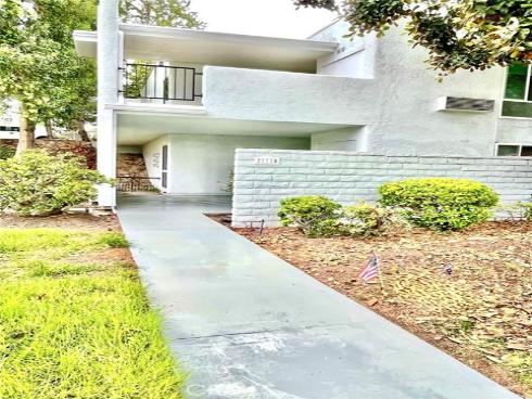2111  Via Puerta  D , Laguna Woods, CA