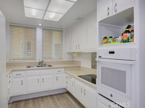 40  Calle Aragon  T , Laguna Woods, CA
