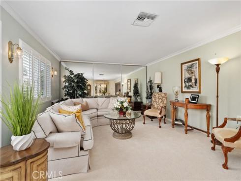 5515  Paseo Del Lago  1D , Laguna Woods, CA