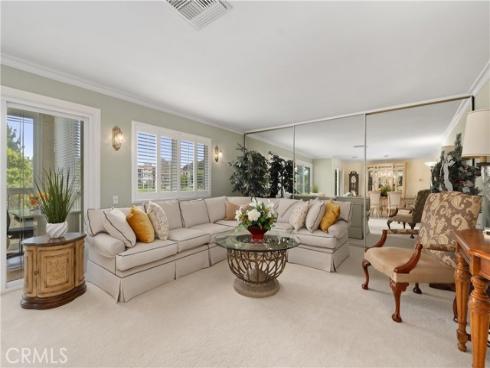 5515  Paseo Del Lago  1D , Laguna Woods, CA