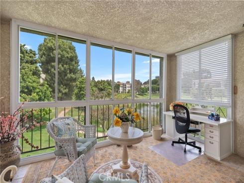 5515  Paseo Del Lago  1D , Laguna Woods, CA