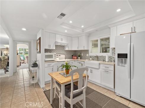 5515  Paseo Del Lago  1D , Laguna Woods, CA