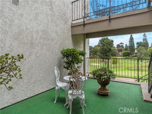5515  Paseo Del Lago  1D , Laguna Woods, CA